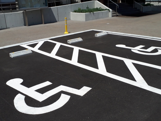 車椅子駐車場スペース