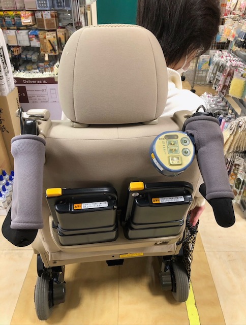 ポルテ助手席電動車椅子 脱着タイプの実物